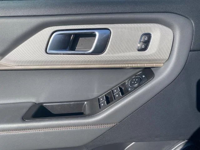 New 2026 Carbonized Gray Metallic Ford Active image 10