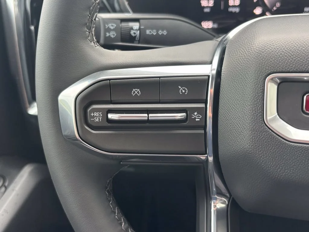 New 2026 Onyx Black GMC Elevation image 20