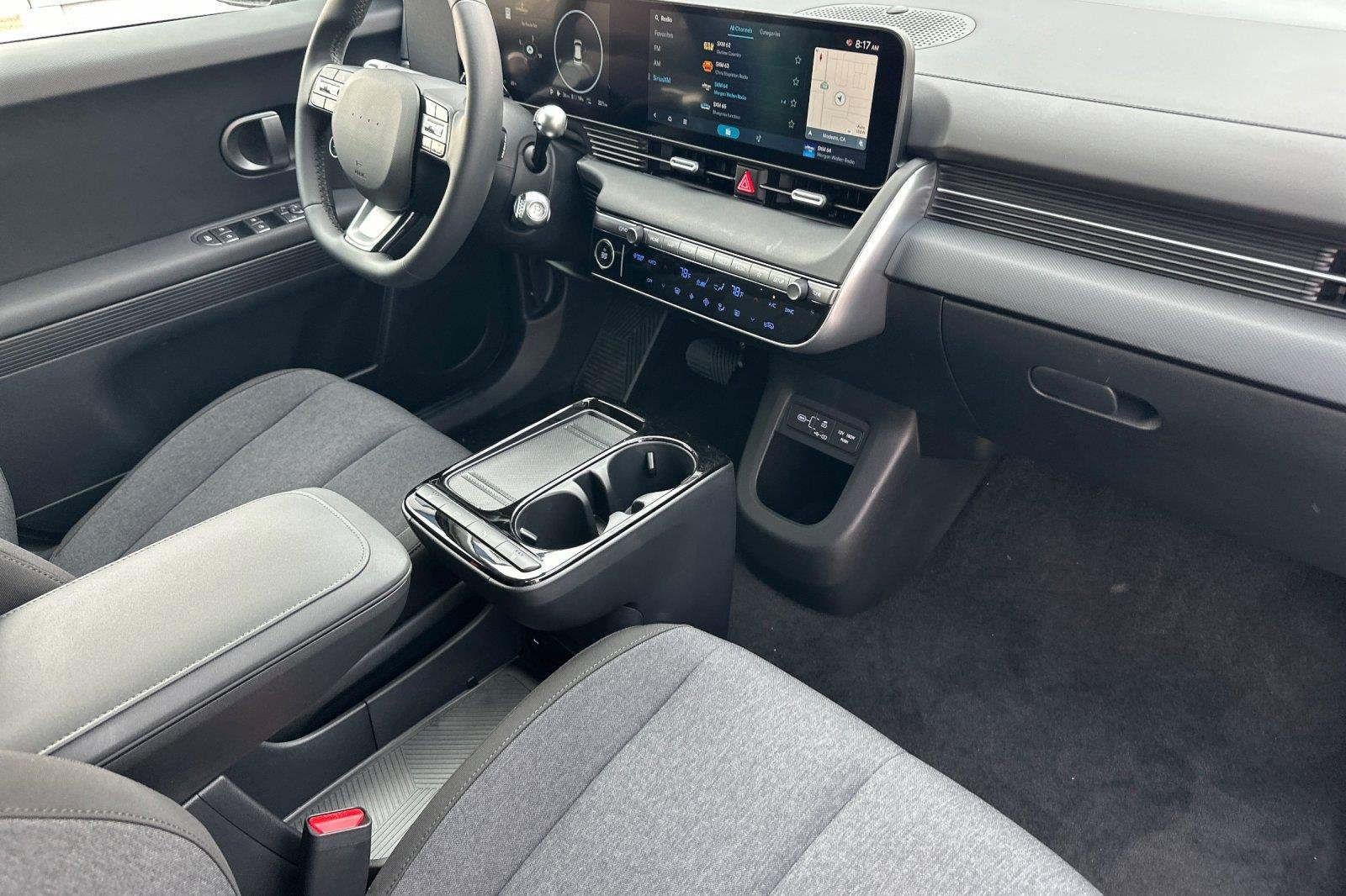 New 2026 Abyss Black Hyundai SE image 35