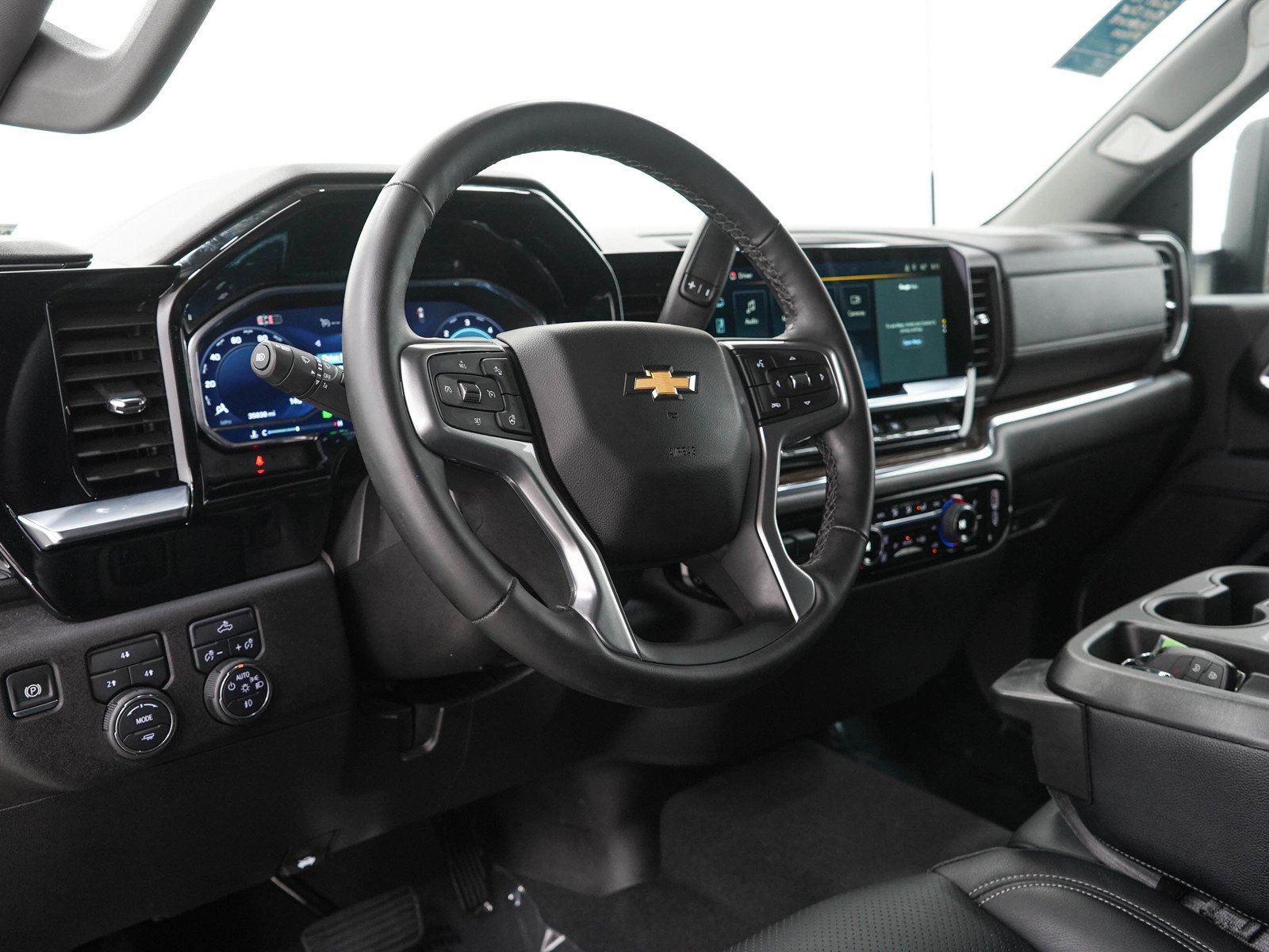 Used 2024 Black Chevrolet LT image 25