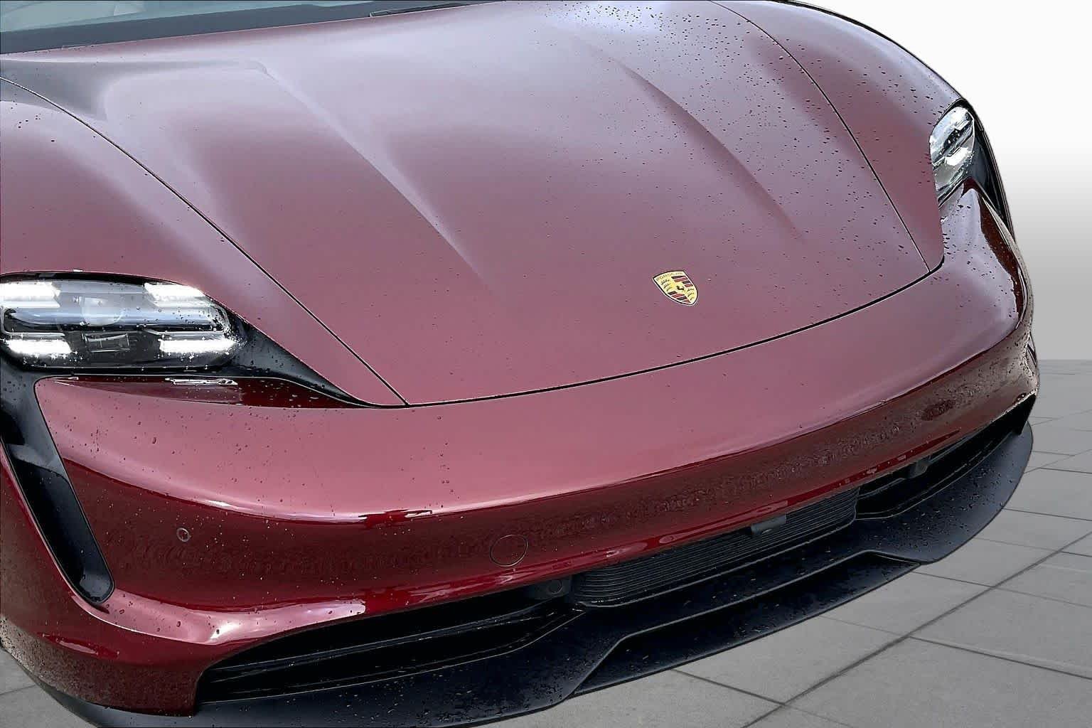 Used 2022 Carmine Red Porsche 4S image 28