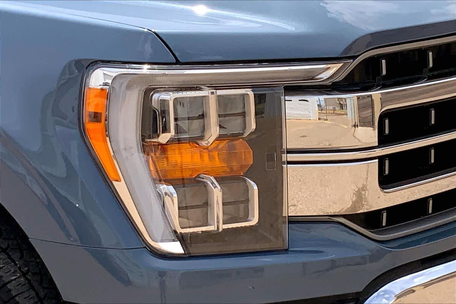 Certified Used 2023 Azure Gray Metallic Tri-Coat Ford LARIAT image 28