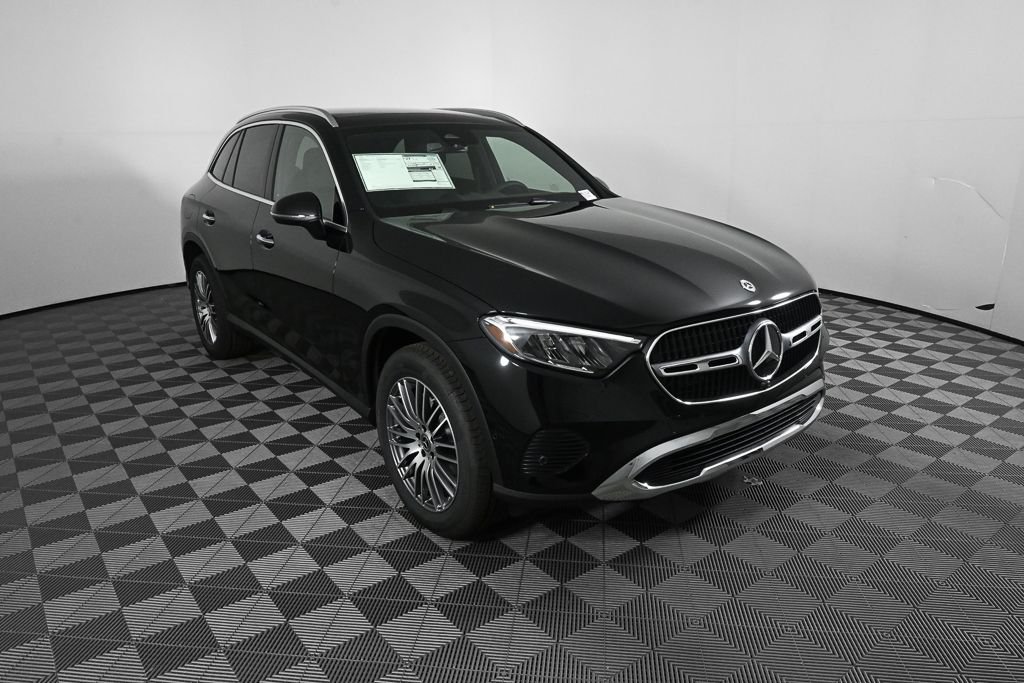 New 2026 Black Mercedes-Benz GLC 300 image 24