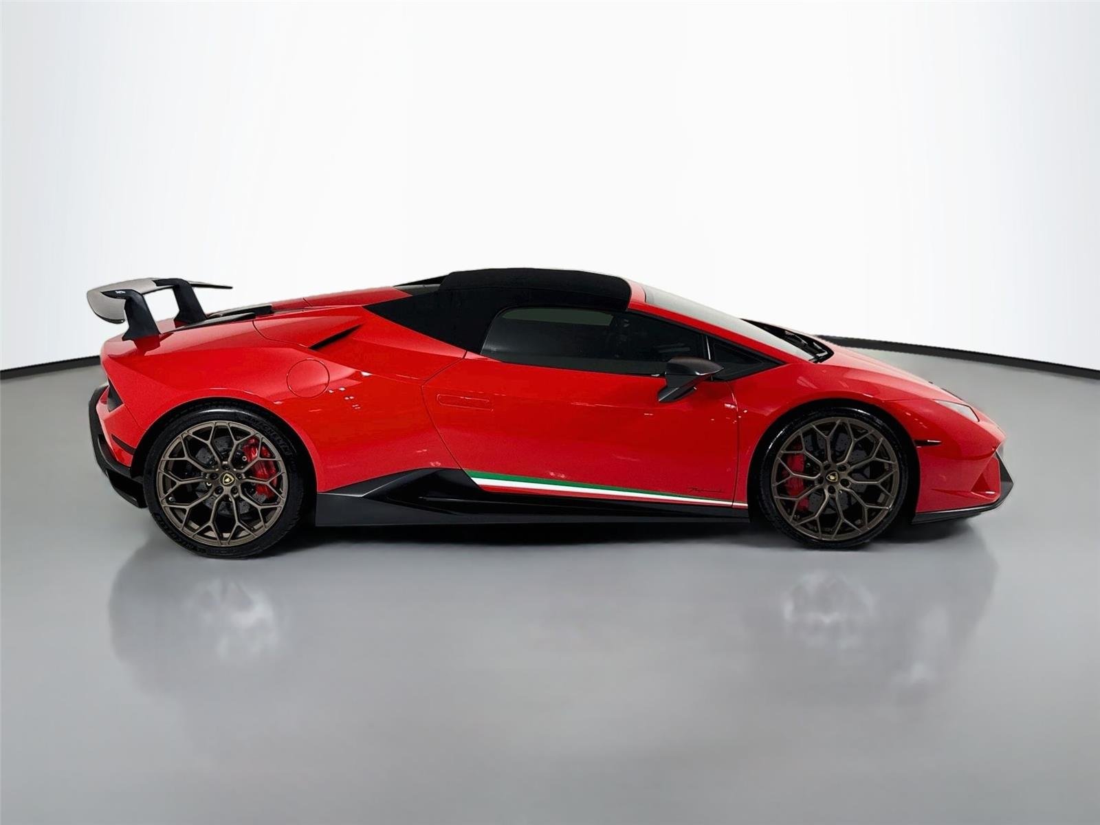Used 2018 Rosso Mars Metallic Lamborghini Performante | RYFT Exhaust | Narvi 20