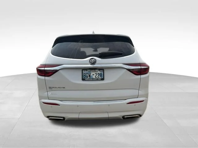 Used 2020 White Buick Avenir image 4