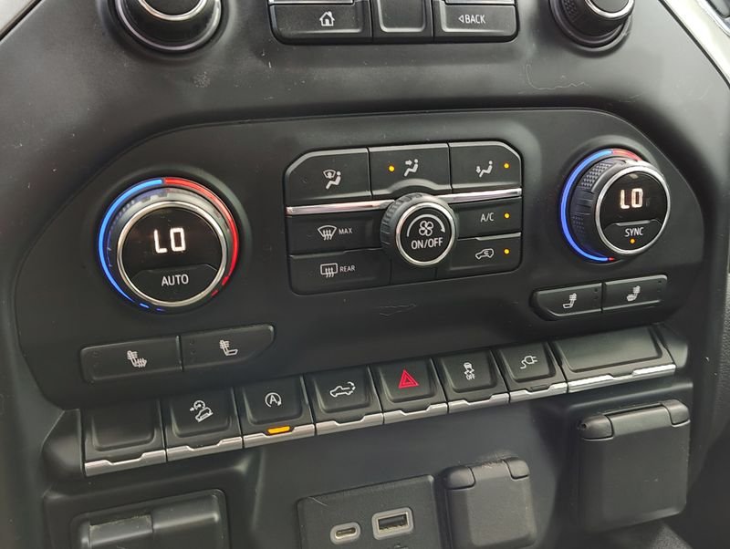 Used 2020 Blue Chevrolet LT Trail Boss image 18