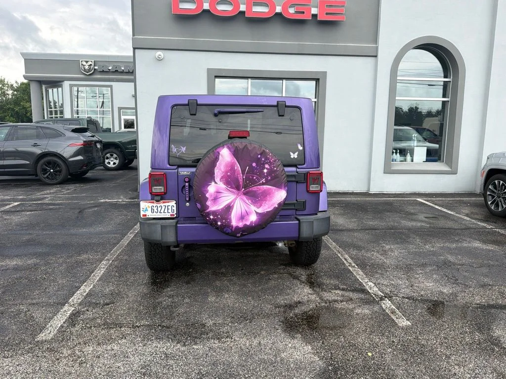 Used 2017 Purple Jeep Unlimited Sahara image 5