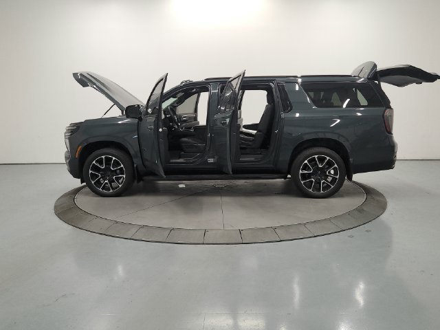Used 2026 Gray Chevrolet RST image 13