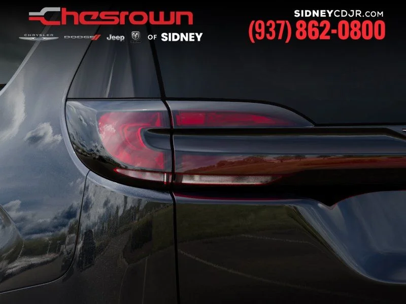 New 2027 Diamond Black Crystal Pearl-Coat Exterior Paint Chrysler Select image 9