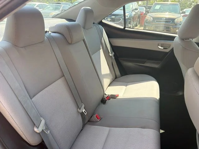 Used 2014 Red Toyota LE image 23
