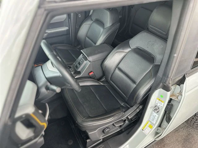 Used 2023 Gray Ford Badlands image 12