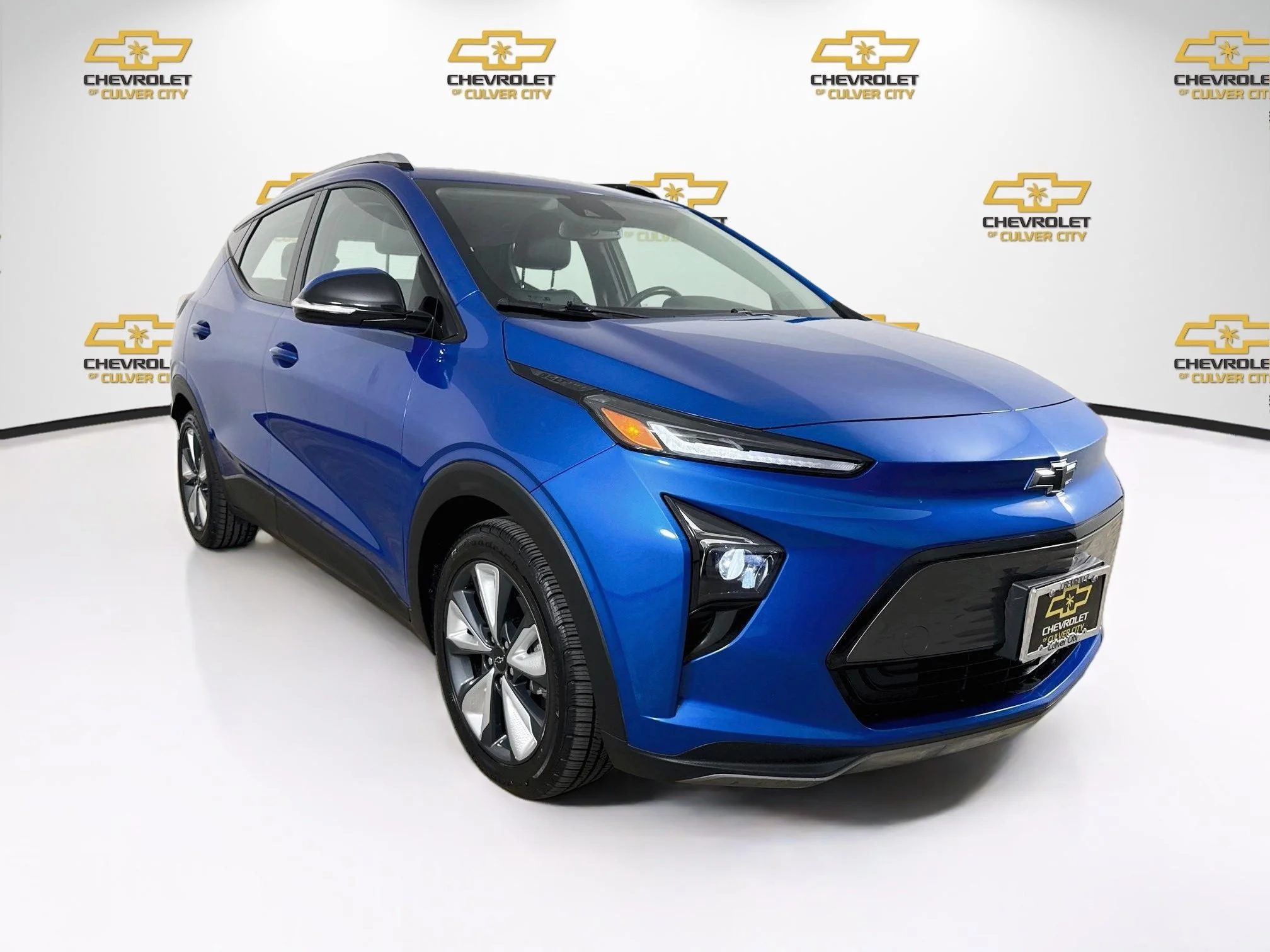 Used 2022 BRIGHT BLUE METALLIC Chevrolet LT image 1