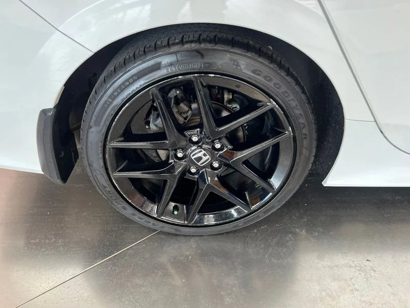 Used 2024  Honda Sport image 9
