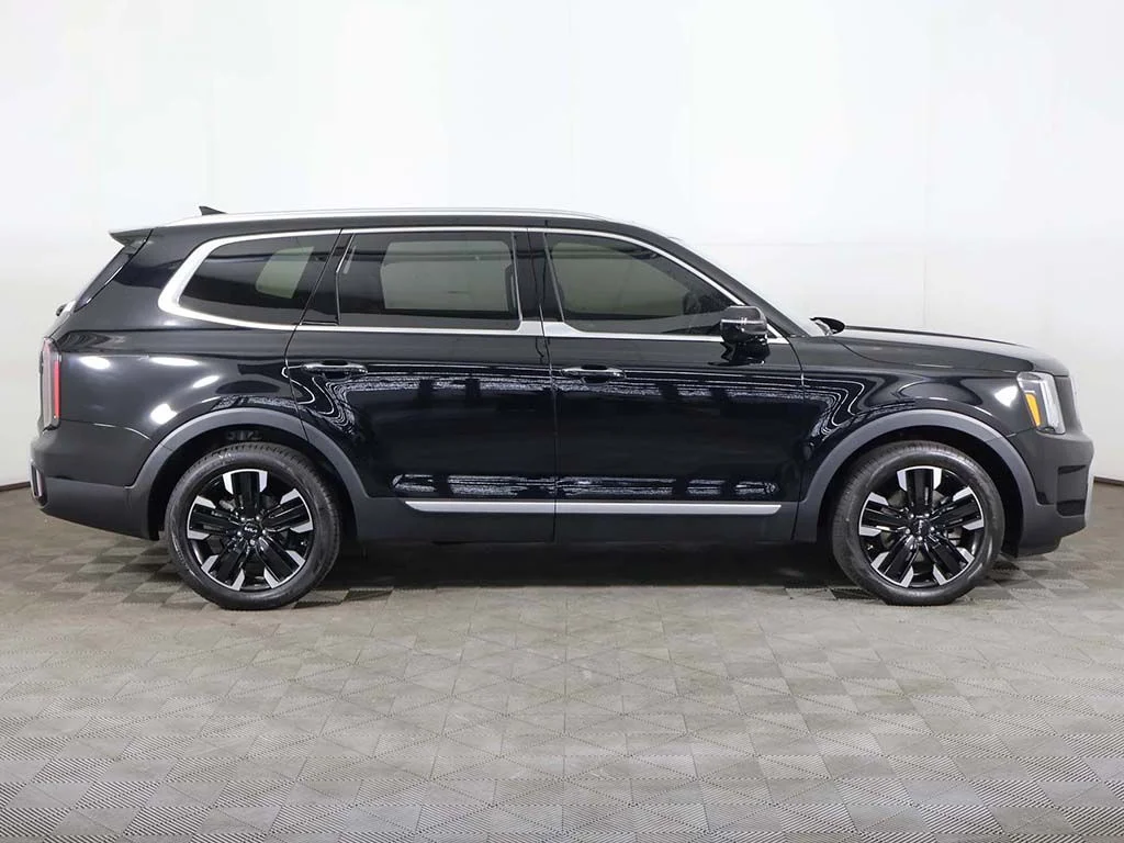 Used 2024 Black Kia SX image 20