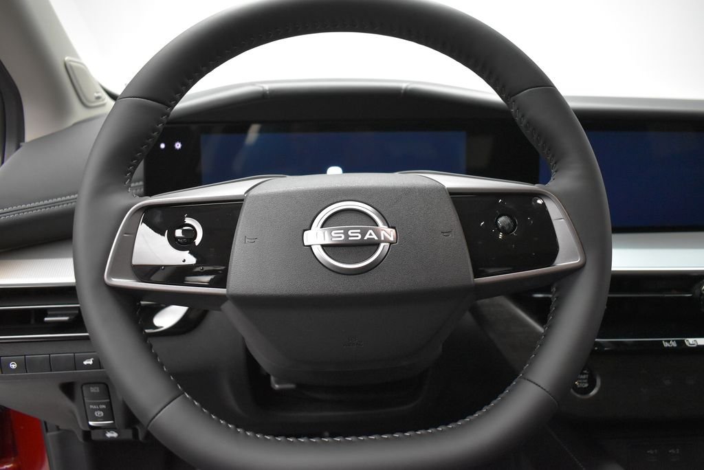 New 2026 Scarlet Ember Tintcoat Nissan SL image 18