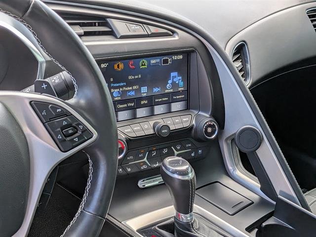 2017 Chevrolet Corvette 3LT - Photo 40