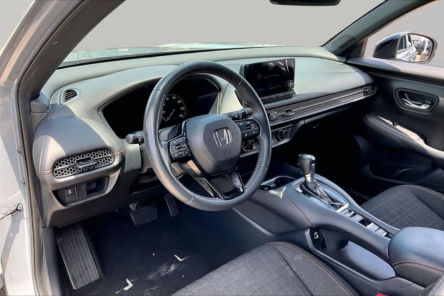 Used 2023 Urban Gray Pearl Honda Sport image 17