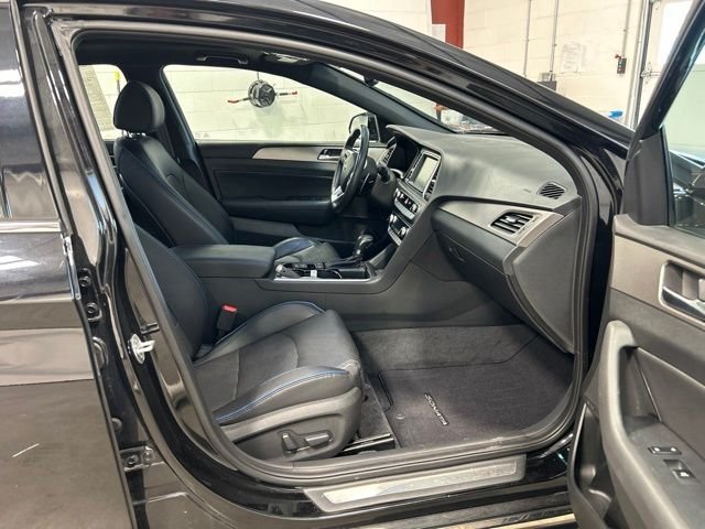Used 2019 Phantom Black Hyundai Limited image 11