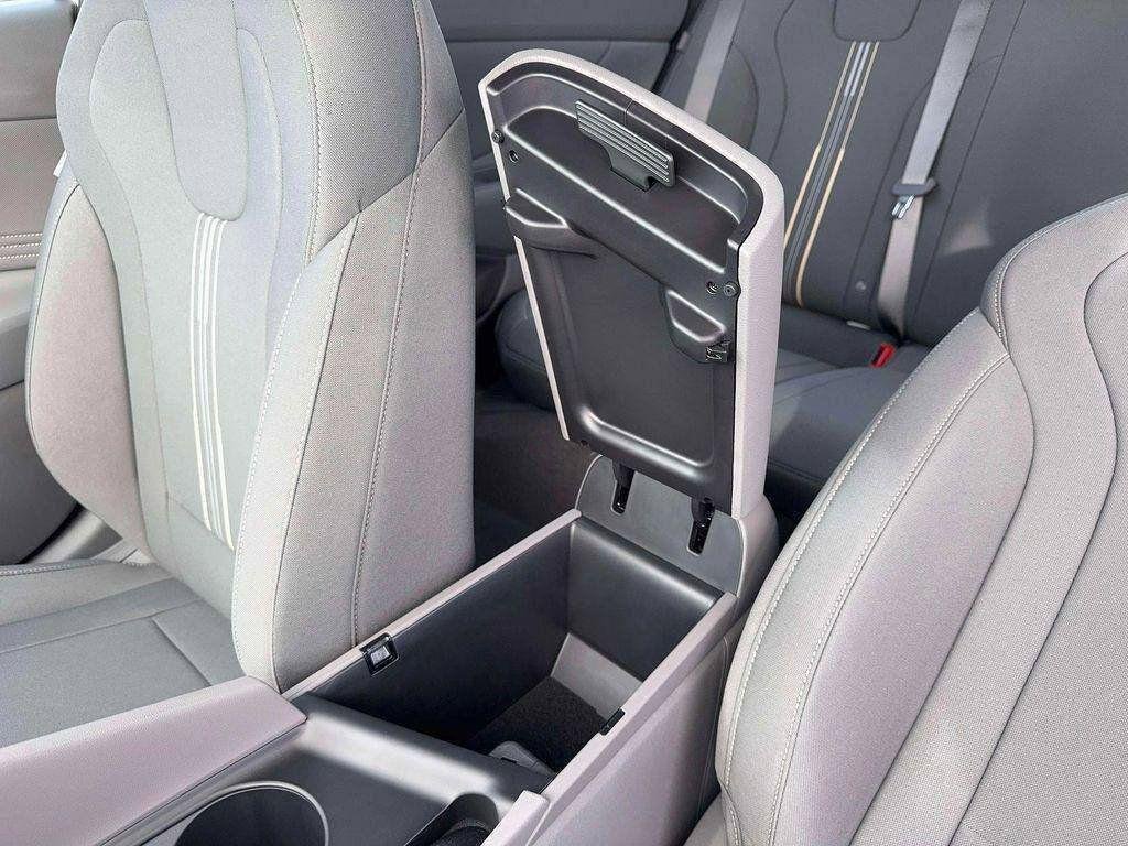 New 2026 Gray Hyundai SEL Sport image 18