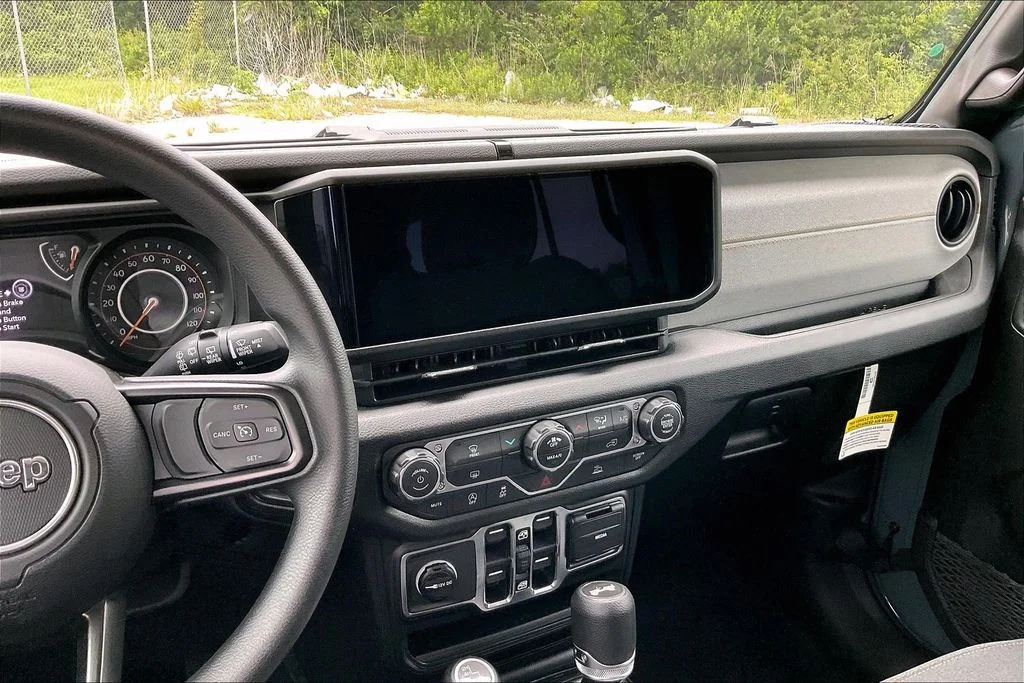 New 2026 Jeep Wrangler Sport 4D Sport Utility
