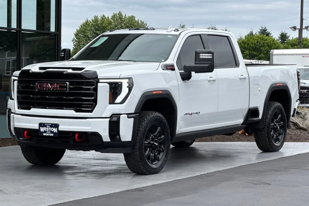 2025 GMC Sierra 2500HD AT4 - Photo 8