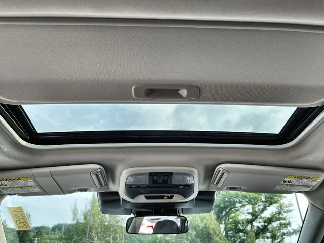 New 2026 MAGNETITE GRAY PEARL Subaru Premium image 18
