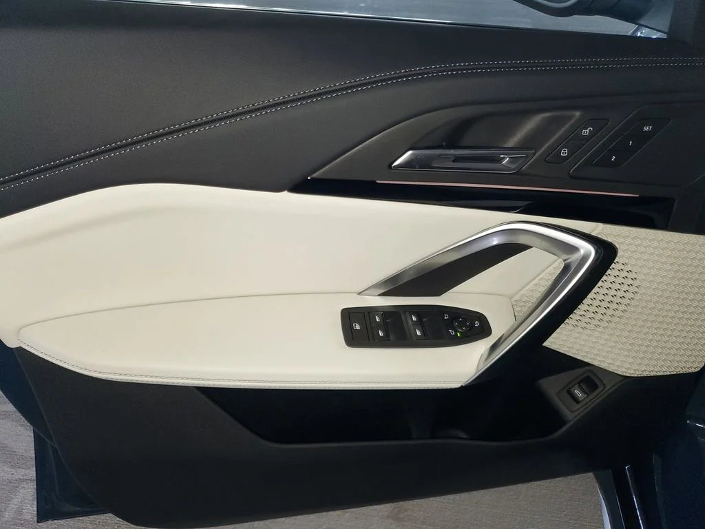 New 2026 Blue BMW xDrive28i image 15