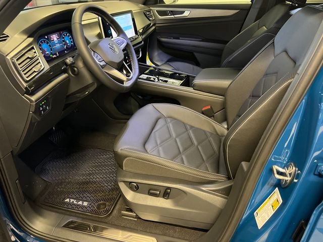 New 2026 Blue Volkswagen 2.0T SE w/Technology image 7