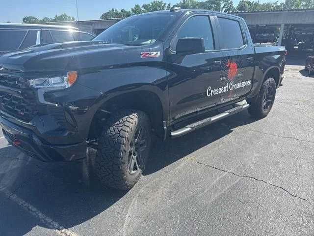 2024 Chevrolet Silverado 1500 LT Trail Boss 4X4 Crew Cab Short Box's photo