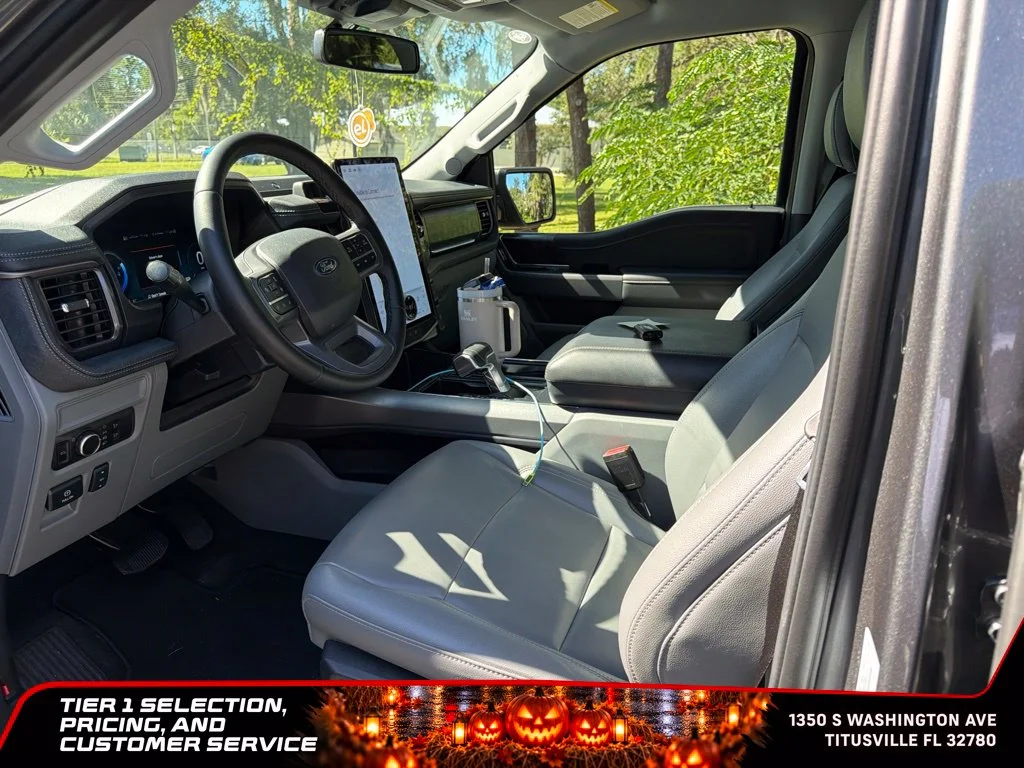 Used 2025 Gray Ford Flash image 6