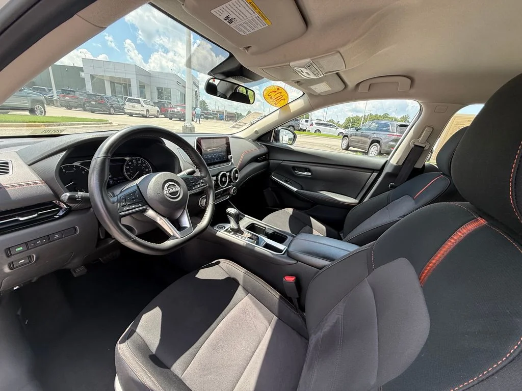 Used 2025 White Nissan SR image 20