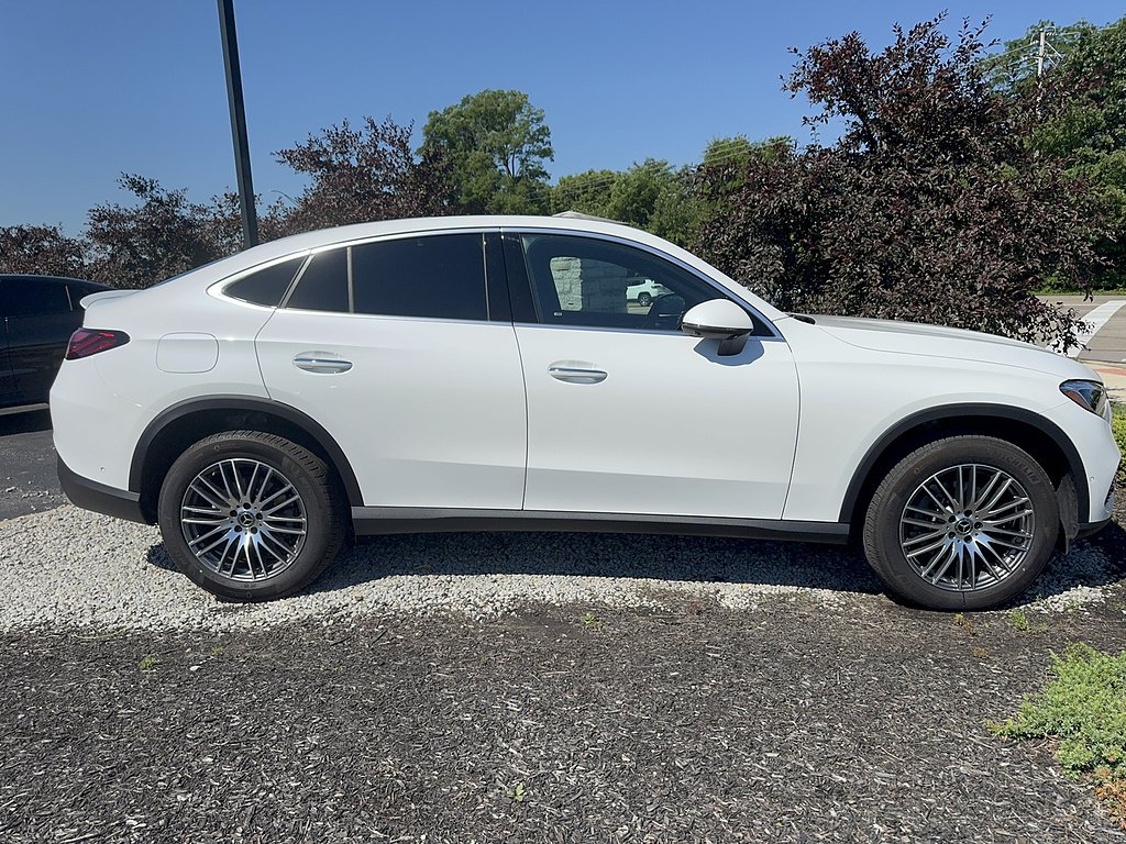 Certified Used 2026 MANUFAKTUR Moonlight White Metallic Mercedes-Benz GLC 300 4MATIC® image 4