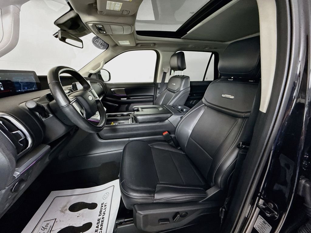 Used 2025 Agate Black Metallic Ford Platinum image 2
