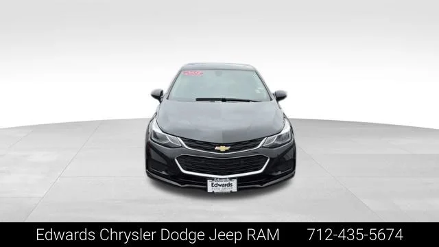 Used 2018 Chevrolet Cruze LT with VIN 3G1BE6SM3JS654958 for sale in Council Bluffs, IA
