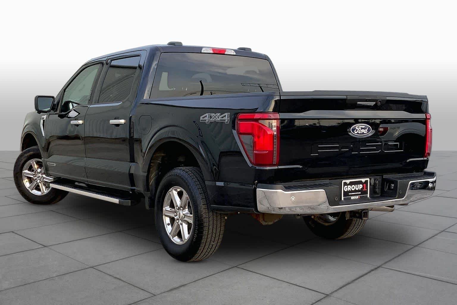 Used 2024 Agate Black Metallic Ford XLT image 12