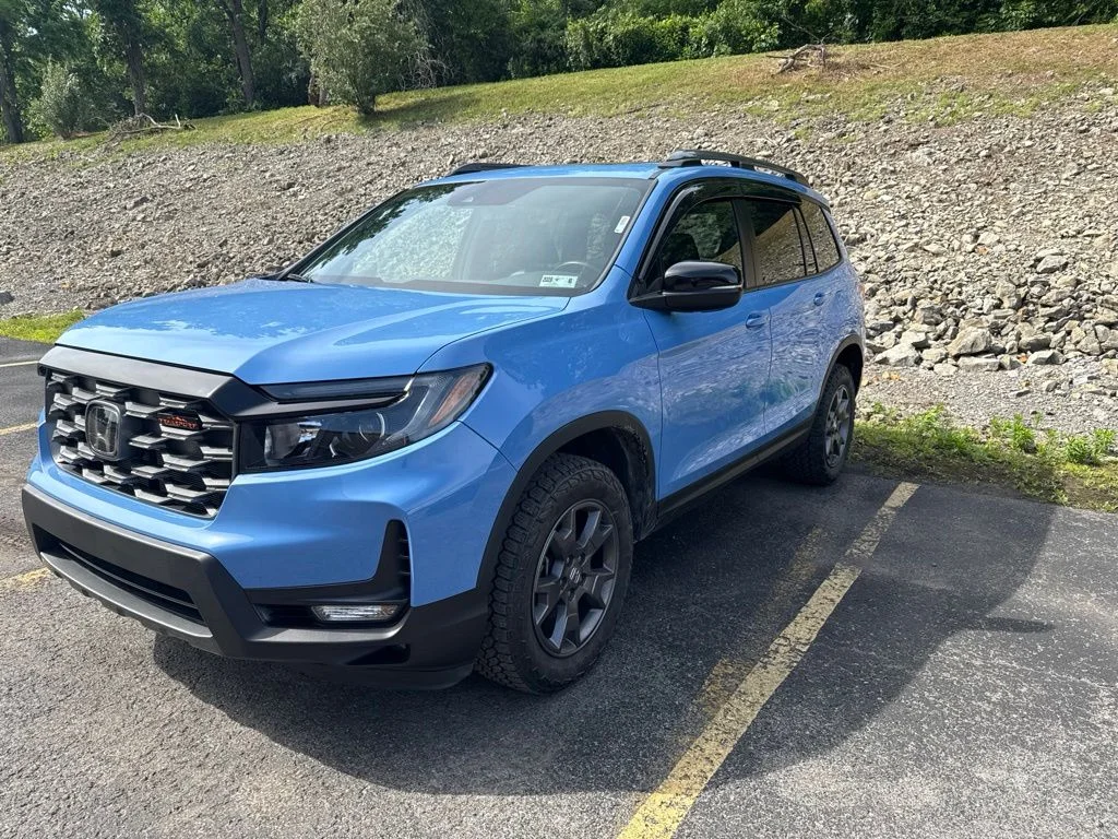 Used 2024 Blue Honda TrailSport image 6