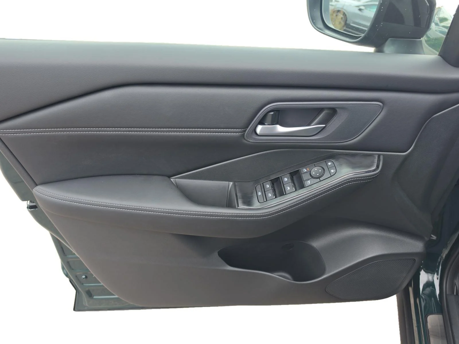 New 2026 Obsidian Green Nissan Dark Armor image 9