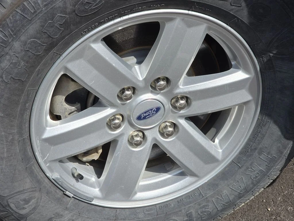 Used 2023  Ford XLT image 16