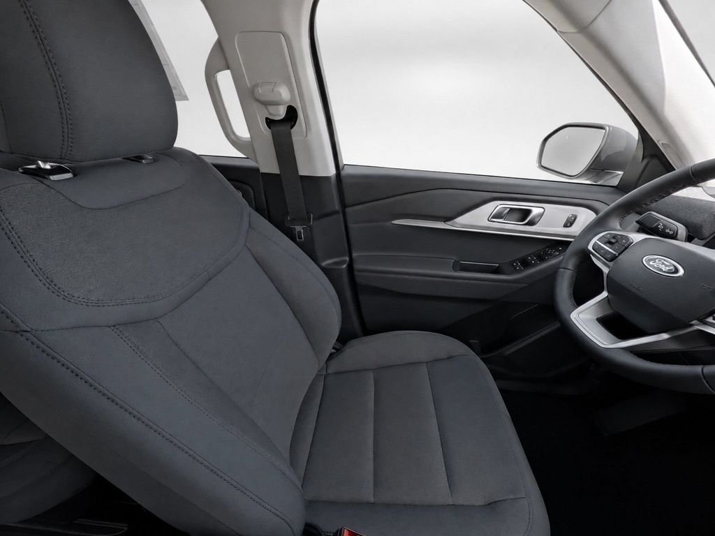 New 2026 Space White Metallic Ford Active image 11