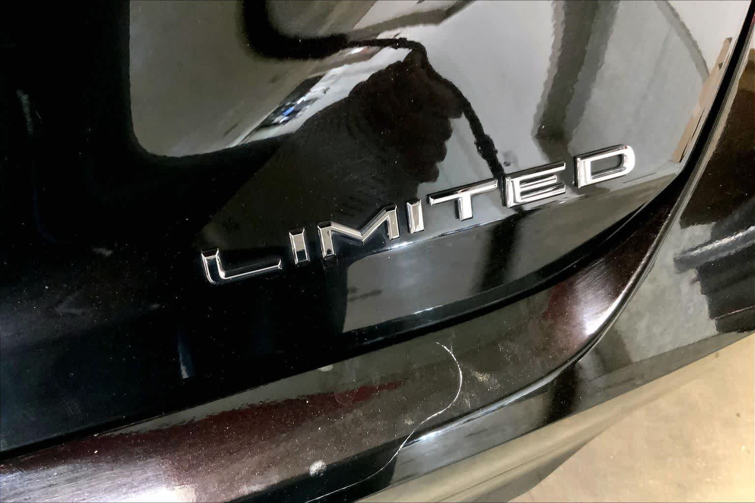 Used 2019 Opulent Amber Toyota Limited image 10