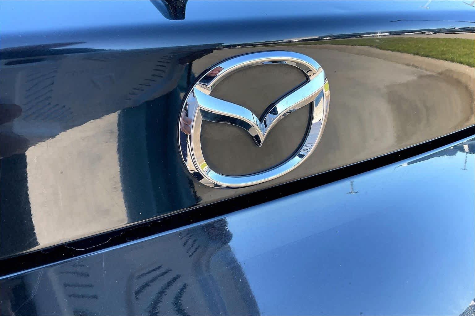 Used 2017 Jet Black Mica Mazda Grand Touring image 25