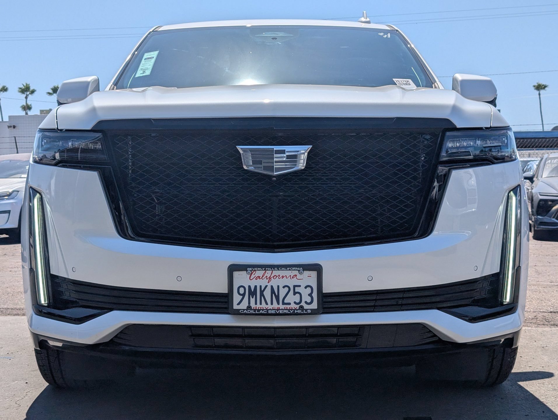Used 2024 Crystal White Tricoat Cadillac Sport Platinum image 5