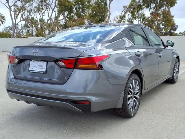 New 2026 Gray Nissan 2.5 SV image 8