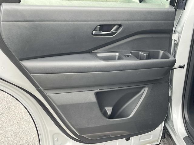 Used 2025 Silver Nissan SV image 16