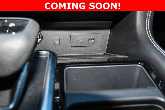 Used 2024 Beige Nissan Platinum image 39