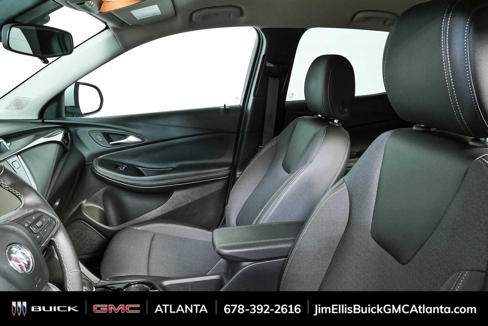 Used 2023 Summit White Buick Preferred image 5