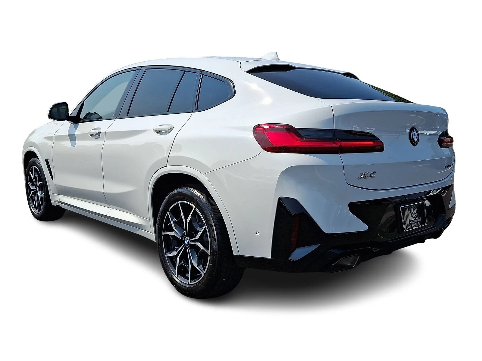 Used 2025 Alpine White BMW xDrive30i image 6