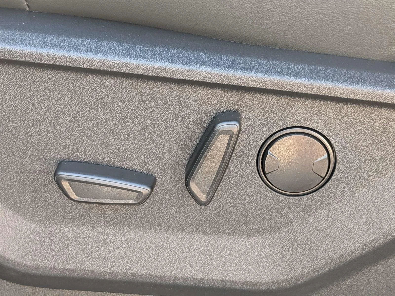 New 2026 Agate Black Metallic Ford Active image 21
