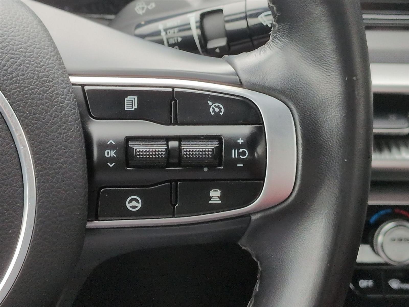 Used 2023 Ebony Black Kia GT-Line image 21