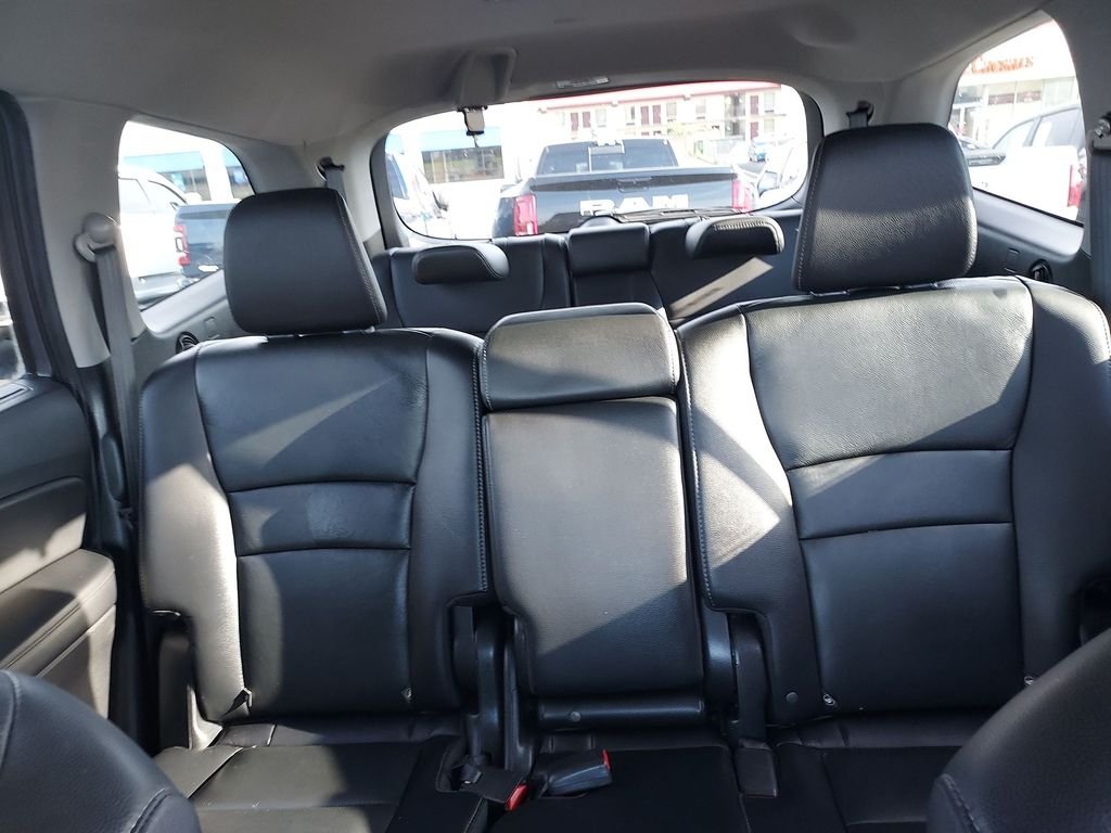 2021 Honda Pilot SE - Photo 13
